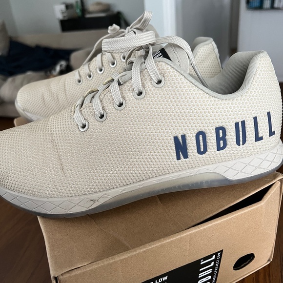 No bull CrossFit shoes. Only worn a few times - Picture 3 of 7